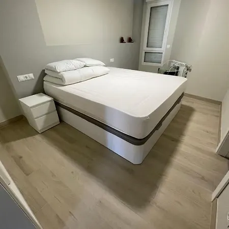 Recien Reformado En Junto Iglesia Apartment *
